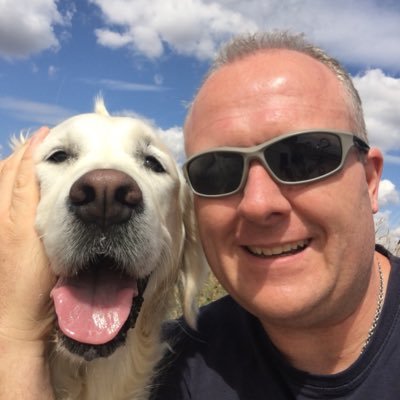 Dutch, living in Germany, software architect, Java & .NET developer, father, husband, dog owner. Writes Greenshot and more.