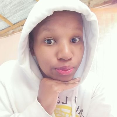 I know God is by ma side no matter. He doesn't want me to be something that I'm not. I know uba uthixo angeke andilahle ndibeke ithemba lam kuye.