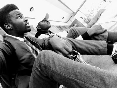 Hip-hop artist 💯💪
little version of
Isaiah rashad 🔥💪
HOPE-VILLE💯🔥💪