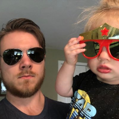 Video game Dad. Star Wars fan. Guitar player. Christ-follower. Husband to @s_k_cunningham and father to Ruby and Julian. I hear the @denim_jawbones are cool.