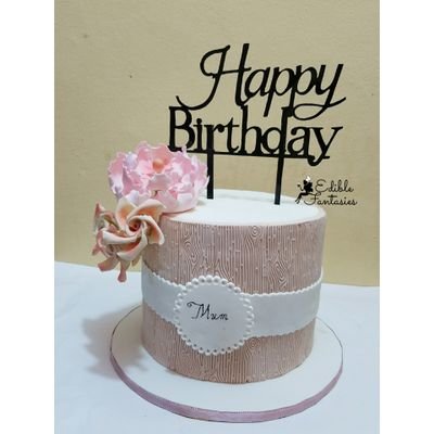 edible_fantasie's profile picture. We bake you lasting memories!