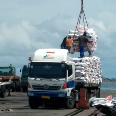 jplbulog's profile picture. Official account of PT. Jasa Prima Logistik BULOG (JPLB) - A Subsidiary Company of Perum BULOG
Freight forwarding, Handlling, Warehousing and Custom Clearance.