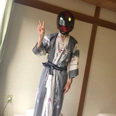 nin18958665's profile picture. Ninja250/7.30/19歳/ダサイ玉ライダーやらせてもらってます。 爬虫類、魚類飼ってます！楽しくバイク乗ってきたい！フォローどんどんしてください！ バイク乗りの方々フォローさせていただきます。無言フォローすいません😭 甘いものツーリングしたい。パンダカラーのninjaです🐼