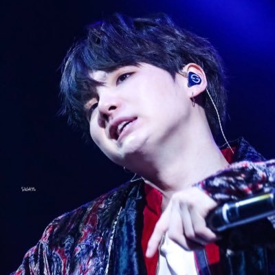 @bts_twt
