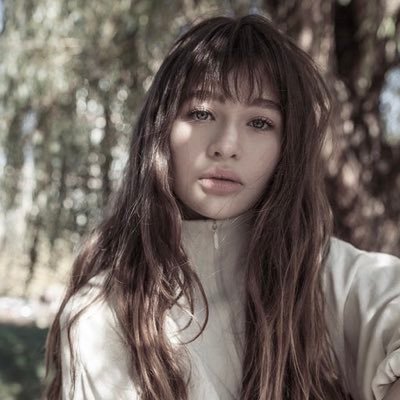 precieuxsoleil's profile picture. She lives to see the sun, feel the wind, and drink the rain.┊ONE OF THE THREE MUSES OF THE LYRE