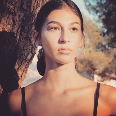 Aspiring Model & Media Personality
@ValleyGirlVanity on Instagram