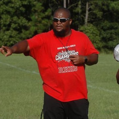 🏈Former Football Coach @ Ridgeland-Hardeeville HS, Head JV Boys/Asst. Varsity Boys 🏀Coach @ Ridgeland-Hardeeville HS