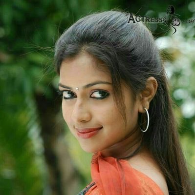 QOELatx6cZebxpM's profile picture. 