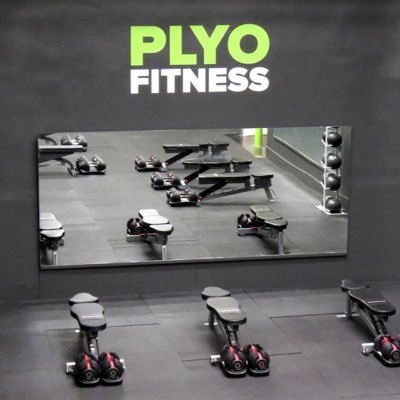 New Gym in Los Angeles. Come meet us! We offer trimesters and quadmesters of weightlifting and plyo courses. Enroll to save your spot. #plyofitness