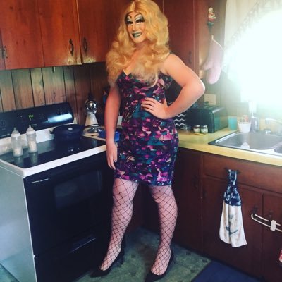 slyfoxnickie's profile picture. Drag Queen. YouTuber. 16. Gay.  Single. Vermont.