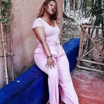 thekanimusa's profile picture. Always up for an adventure. Sometimes in my feelings but somehow always laughing at myself.