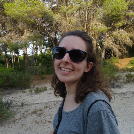 De la perifèria de València.
me agobia el cambio climático 😔
💜 🐧