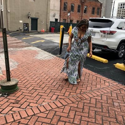 _aliyahann's profile picture. there's beauty in the struggle.