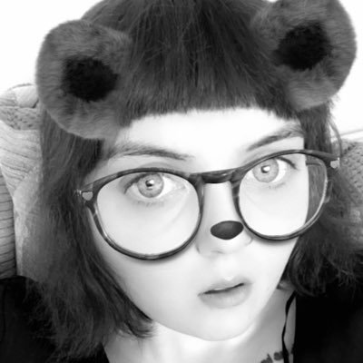 New youtuber/vlogger and caramel latte addict