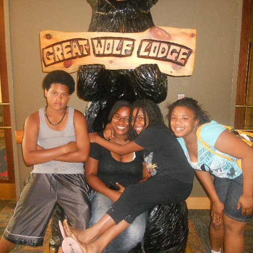 LindTom's profile picture. 