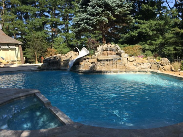 We specialize in high quality award winning Gunite pools, leading you every step of the way to your backyard oasis.