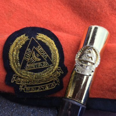 Iskandar0809's profile picture. Keep the SMILE.. Forget the WORRY.. Hold the PEACE.. Leave the PAIN.. And always BE HAPPY 😊 💙 APM 🧡  ❤️HIH❤️