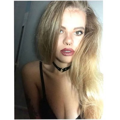 BKabag's profile picture. Yunan🇹🇷🇬🇷 / İstanbul Medipol Üniversitesi - Adalet. İnstagram : Honeyiisgod 🧝🏻‍♀️ FİRATLAR VE KÜPEKLER GİREMEZ