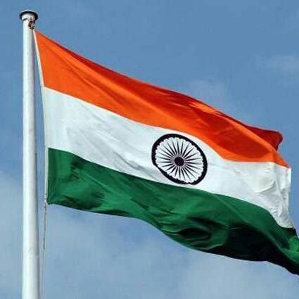 Q3EpScZuVUhp4w5's profile picture. आज हम जो परफ्यूम लगाकर घूम रहे है
~
हकीकत मै वो हमारे पिताजी के पसीने की खुशबू है