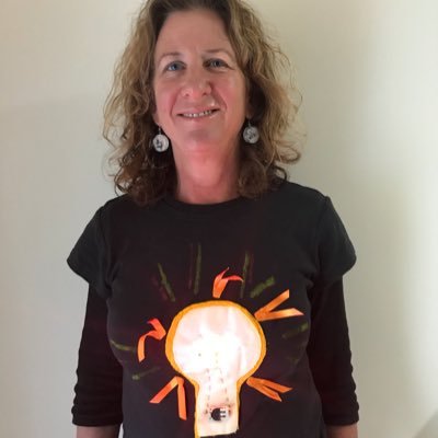 arobe26's profile picture. Learning . Exploring the teaching of digital technology and interested in STEAM.