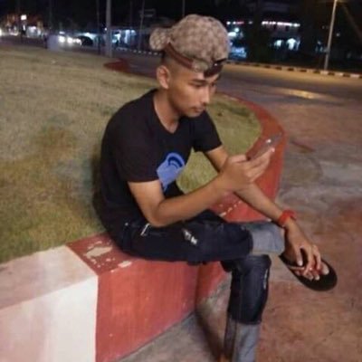 senyap itu lebih baik daripada berkata kata😌