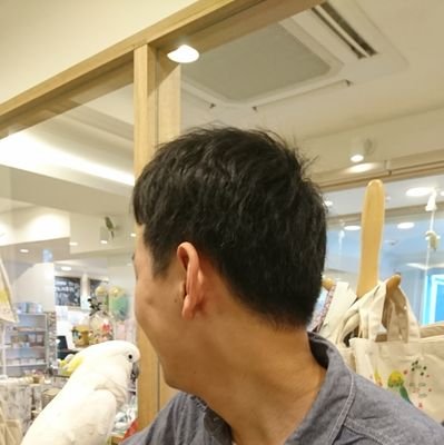 vF9eaJqkuM2kbo8's profile picture. 30歳の会社員です。
仕事は商社で営業やってます。
体を動かすことや読書が趣味です。
スポーツは野球、ゴルフなどやってます。
読書の感想などを投稿できたらと思ってます。オススメの本があれば教えてください(^-^)
ツイッターを通じて色々な人と繋がれたらと思うので是非お願いします。