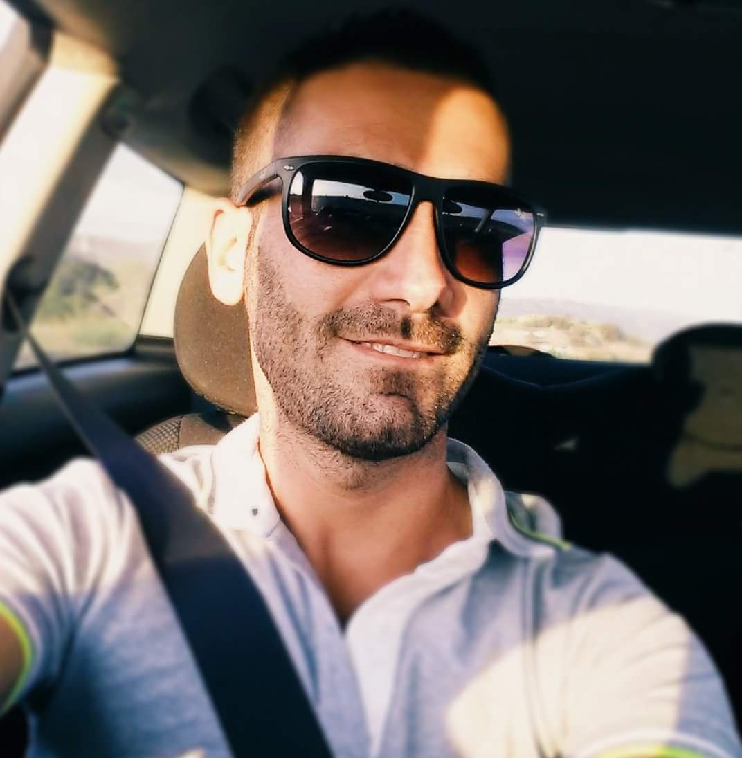 toreladu1's profile picture. 