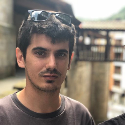 Ryblade's profile picture. iOS Dev