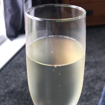 CrissleyJ's profile picture. Shw mae!!