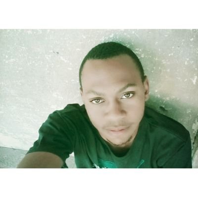 Just a random guy. I prefer justice rather than equality.#Lfc.