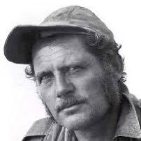 quantumgrizzly's profile picture. graphic designer/artworker in the bright lights of Manchester. If I like the cut of your jib then I’ll follow back.