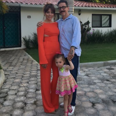 PureOutlaw's profile picture. Wife, Mom to Alexandra, Bonus Mom, Dreamer, Lover, Sagittarian Free Spirit, Mama To Our Rescues Flower & Leo, Grateful