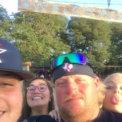 kentammons89's profile picture. 