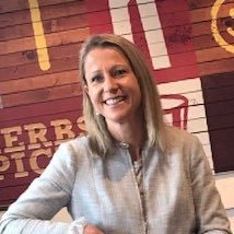 nikkibesselaar's profile picture. 