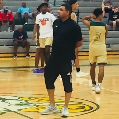 Atlanta Celtics Adidas Gauntlet 2019 Gold head coach. #Adidas Gold. Butler HS 98 Augusta Univ. 03.