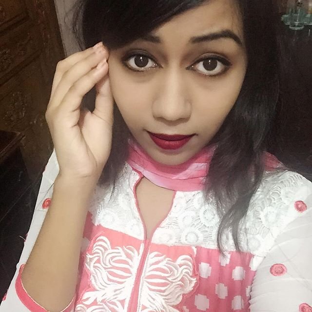 Hi, I am a beauty specialist but interested any sports.