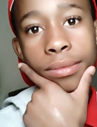 god fearing and loving  

i follow you, you follow back plz 🙏🙏