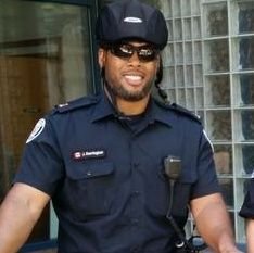 Toronto Police. Account NOT monitored 24/7, Non-Emerg 416-808-2222/Emerg call 911