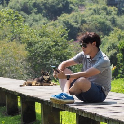 Tanthetraveller's profile picture. พนักงานออฟฟิศที่ส่วนใหญ่ทำงานที่บ้าน เมื่อว่างก็เก็บกระเป๋าออกเดินทาง เที่ยวไปตามที่ต่างๆ ชิมอาหารอร่อยๆ และแชะภาพเก็บไว้เป็นความทรงจำ
#เที่ยวชิมแชะกับนายแทน