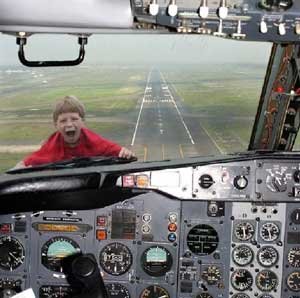 DrunkJumbo's profile picture. Whether you think you can or you can't, you're right. - one of the eternal smart-arses we can't seem to go 5 minutes without quoting. Has a good point though.