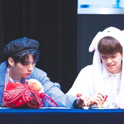 __straykids___'s profile picture. 공식 0기/99년생/구 아니면 공/9명 다 좋아해요❤️/선팔=맞팔🙈/친하게 지내요😉/