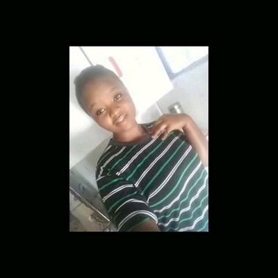 Lindiwe64838519's profile picture. LoViNg PeRsOn, BuH BaD AttItUdE, VeRy ShY, CuTe, AnD GoOd SeNcE oF HuMoUr 🤗🤗