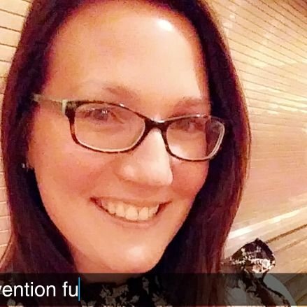 J_Cran's profile picture. Just here to rant 💜 Fan-girl, book enthusiast, lover of elephants, high fives and all things punny!