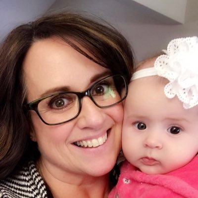 lynnvitz's profile picture. 