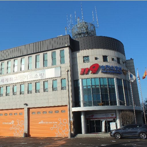 송탄소방서는 언제나 도민의 곁에서 도민을 위한 소방행정을 구현할 것입니다. 안전한 평택, 안전한 경기도, 안전한 대한민국이 되는 그 날 까지 최선을 다하며, 언제나 도민과 소통하는 송탄소방서가 되겠습니다.