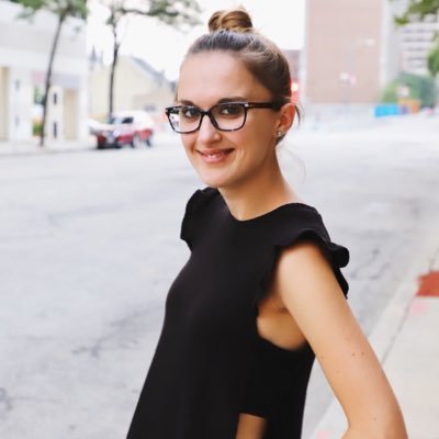 lifestyle blogger, inspiration seeker, coffee lover, optimist