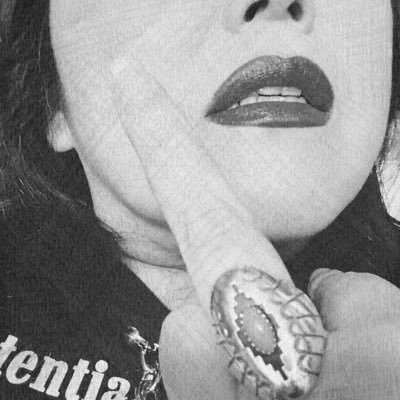 lowiqpul's profile picture. 