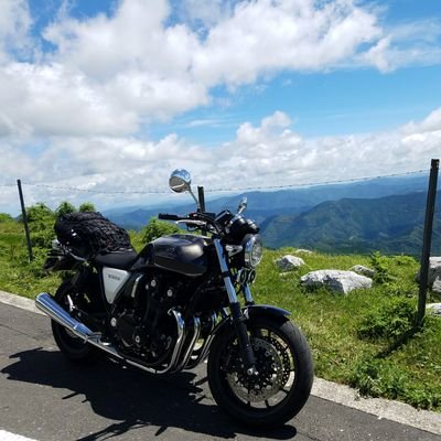 2018年6月、大型自動二輪免許取得→7/12、CB1100RS納車。