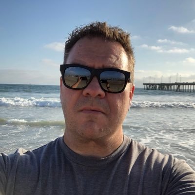 Customer Success Manager, husband, father, technology fan, dog lover, movie buff and astronut.