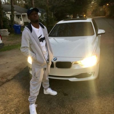 AlotTrap's profile picture. 